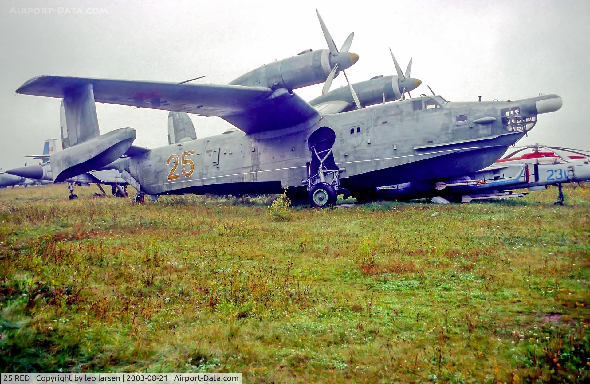 25 RED, 1964 Beriev Be-12 Chayka C/N 4600302, Monino Museum Moscow 21.8.03