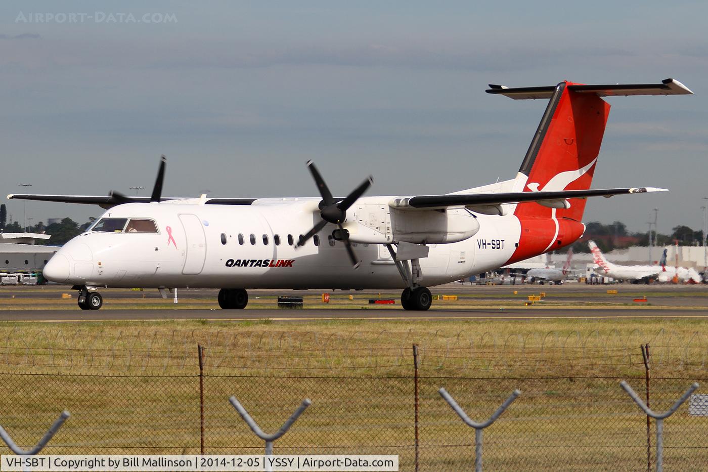 VH-SBT, 2002 De Havilland Canada DHC-8-315Q Dash 8 C/N 580, TAXIING TO 34r