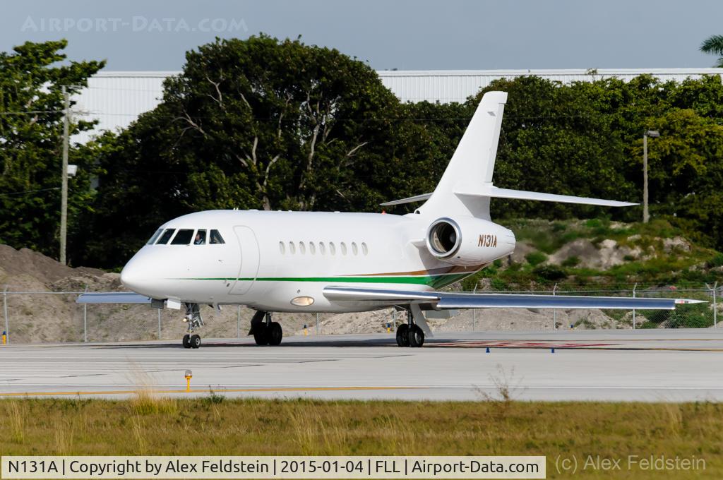 N131A, 2004 Dassault Falcon 2000EX C/N 040, Ft. Lauderdale
