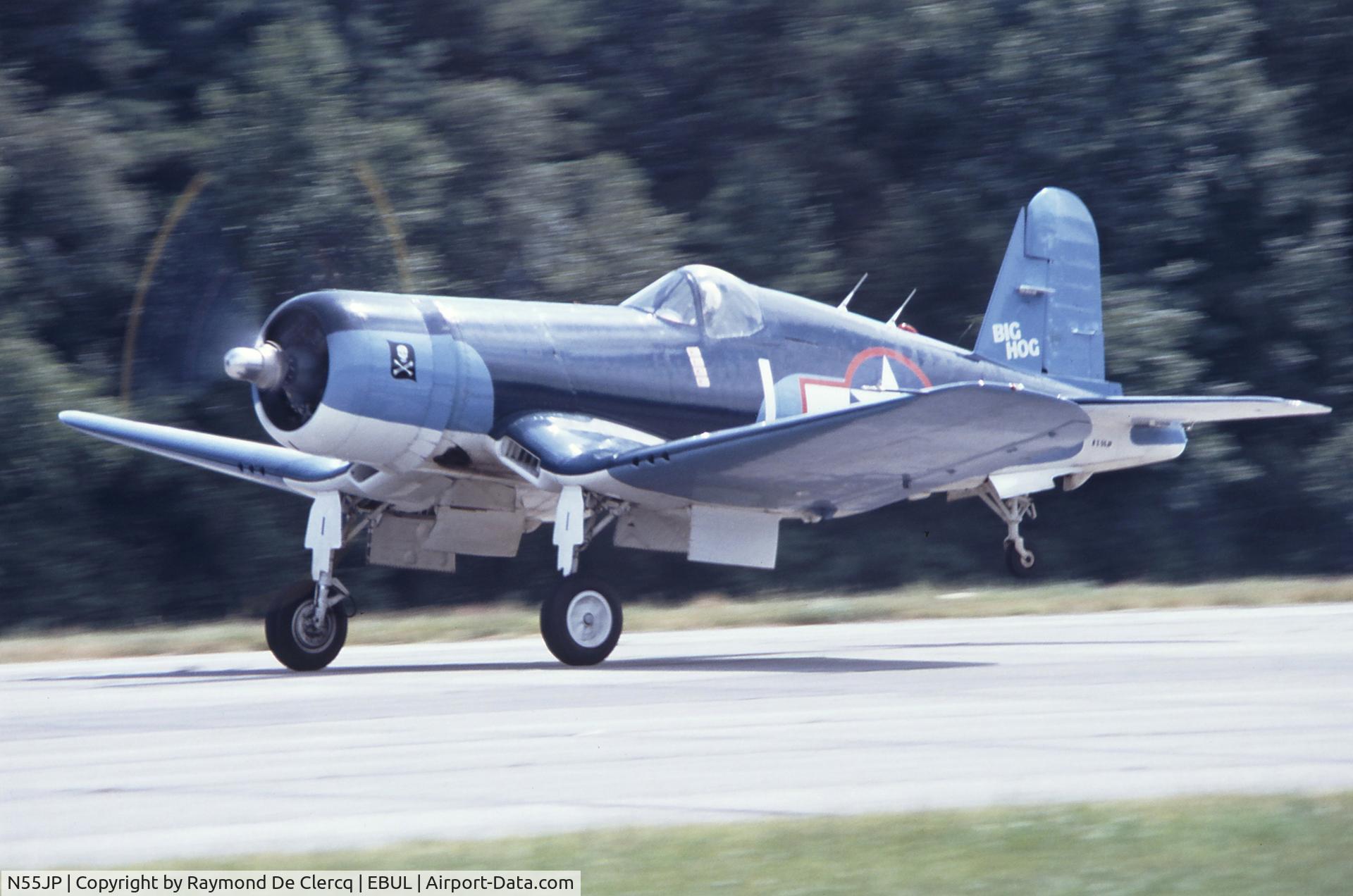 N55JP, 1945 Goodyear FG-1D Corsair C/N 3205, Take-off at the Ursel Airshow in July 1993.