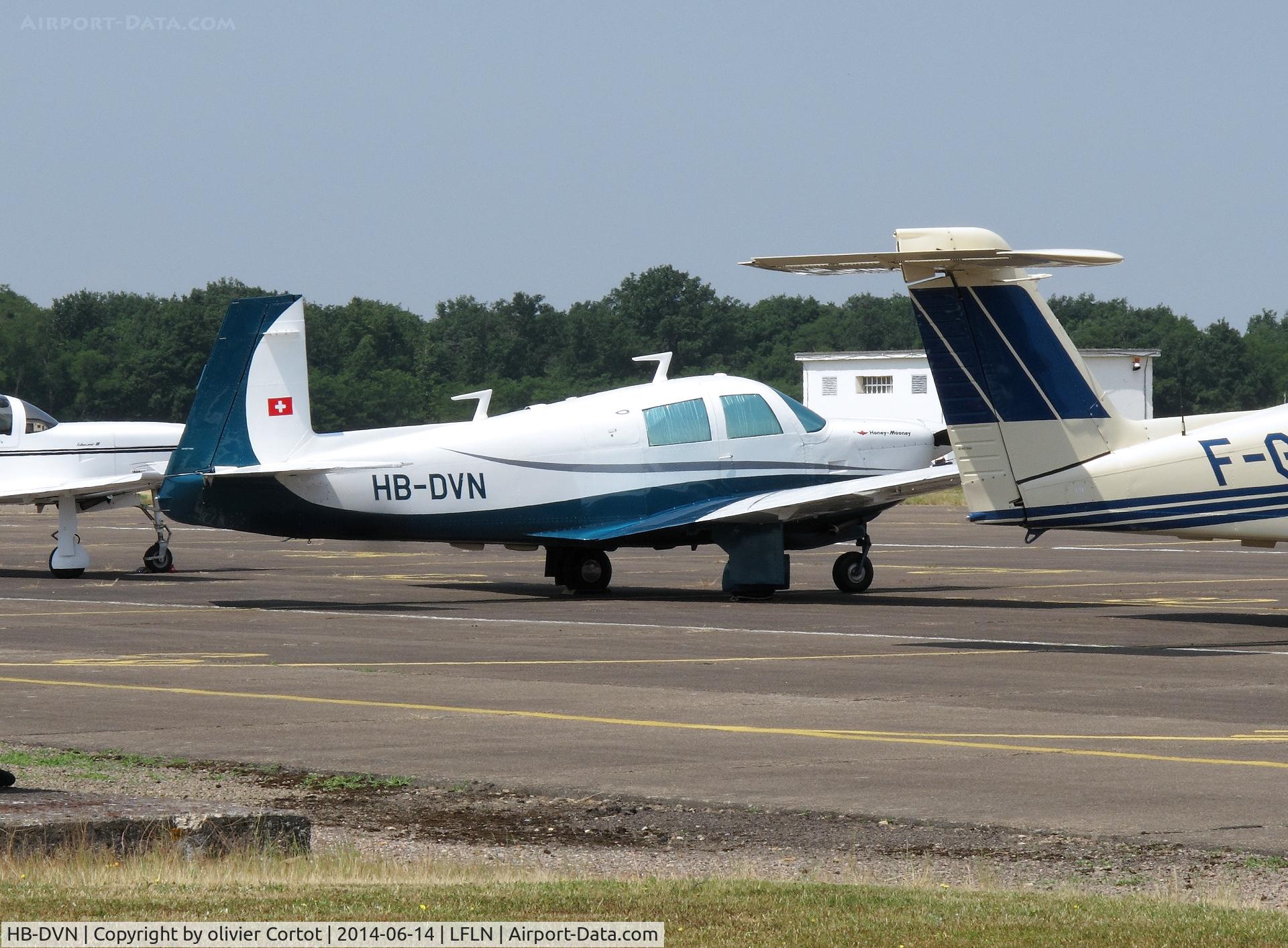 HB-DVN, 1965 Mooney M20E Super 21 C/N 807, Saint Yan fly in