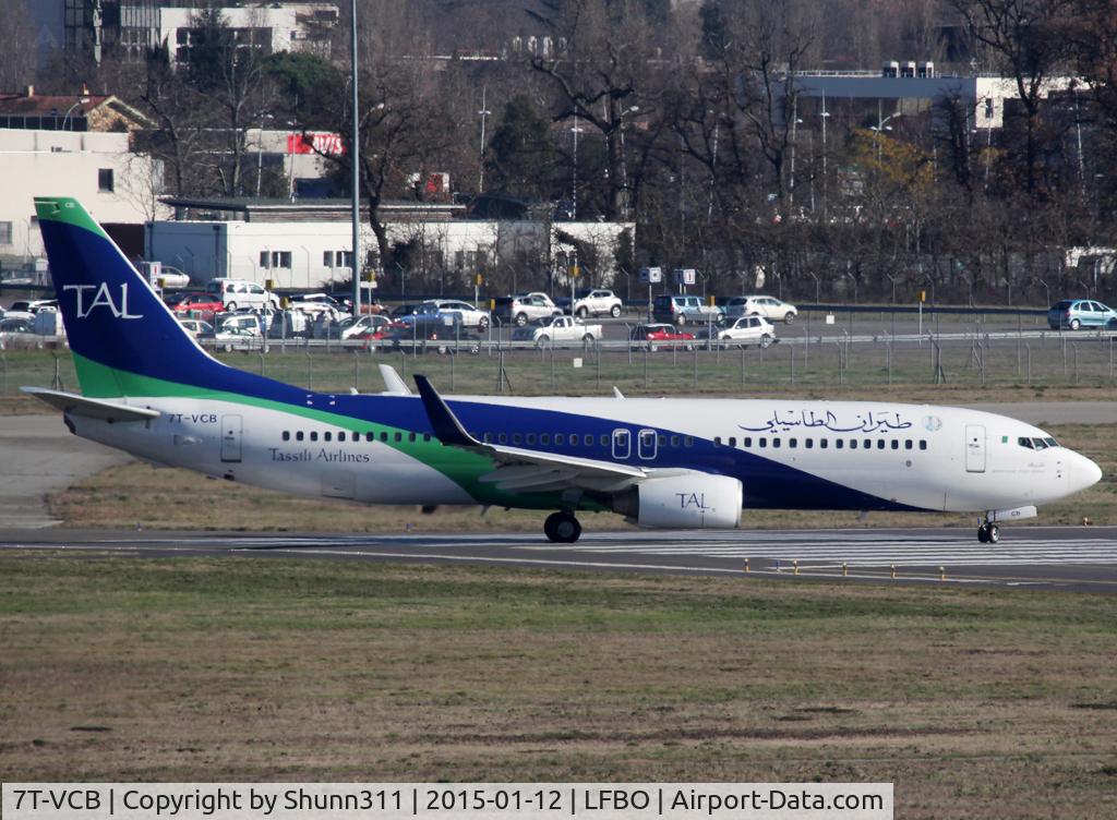 7T-VCB, 2011 Boeing 737-8ZQ C/N 40885, Lining up rwy 14L for departure...