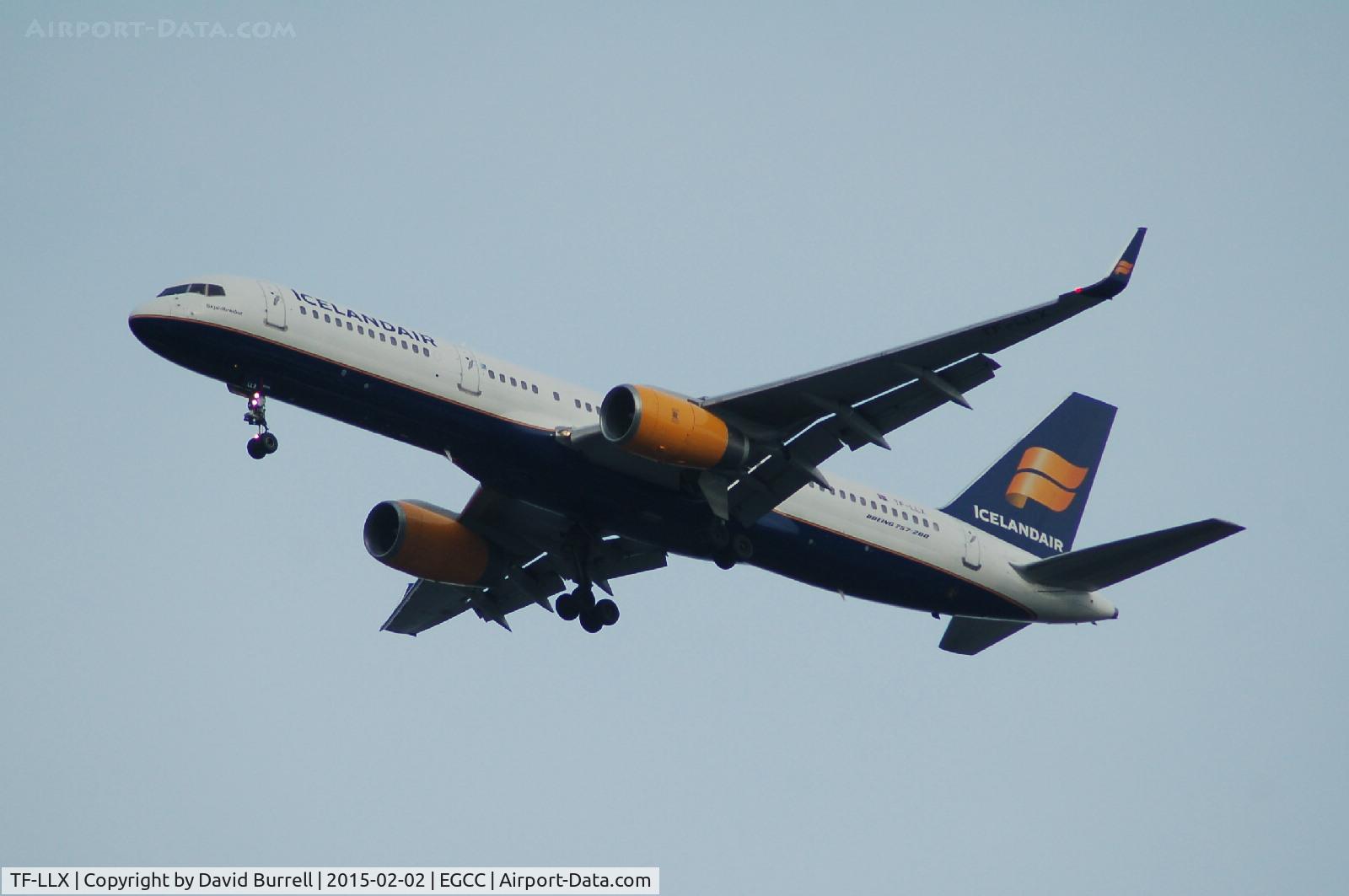 TF-LLX, 2000 Boeing 757-256 C/N 29311, Icelandair Boeing 757-LLX on approach to Manchester Airport.