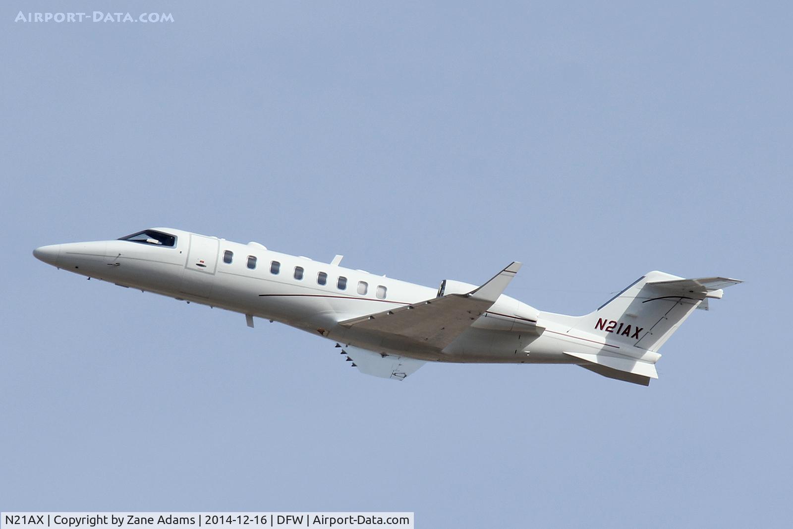 N21AX, 2001 Learjet 45 C/N 123, At DFW Airport