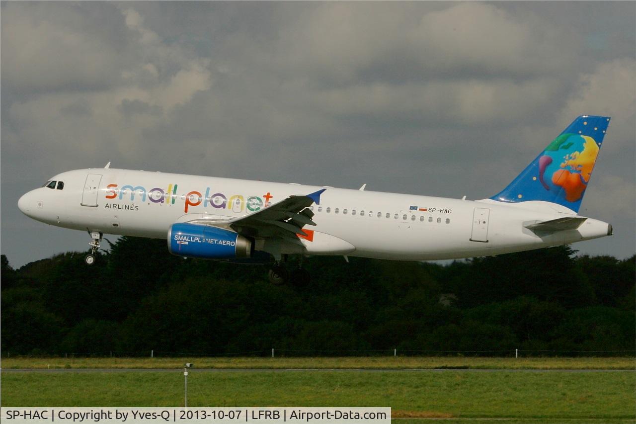 SP-HAC, 1997 Airbus A320-233 C/N 739, Airbus A320-233, On final rwy 25L, Brest-Bretagne airport (LFRB-BES)