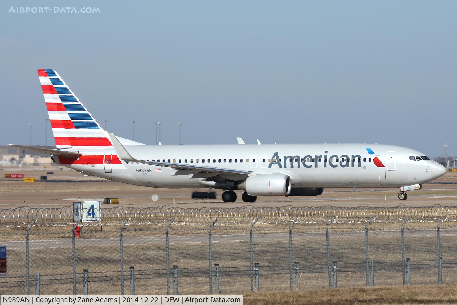 N989AN, 2009 Boeing 737-823 C/N 33205, At DFW Airport
