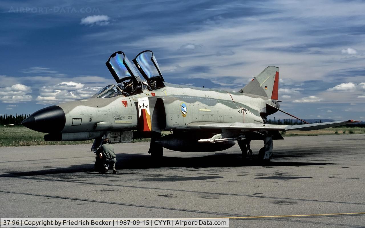37 96, 1972 McDonnell Douglas F-4F Phantom II C/N 4593, last chance inspection