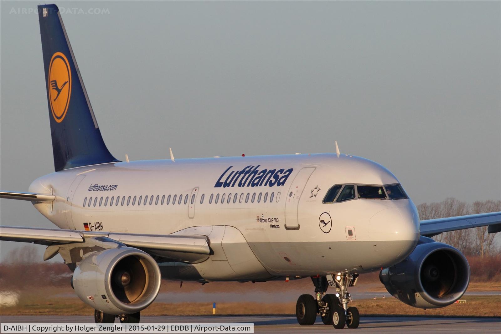 D-AIBH, 2012 Airbus A319-112 C/N 5239, Noon shuttle to FRA on twy Alpha.....