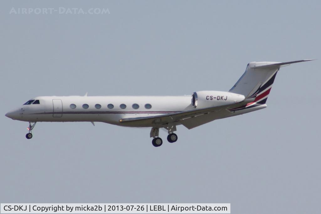CS-DKJ, 2008 Gulfstream Aerospace V-SP G550 C/N 5174, Landing