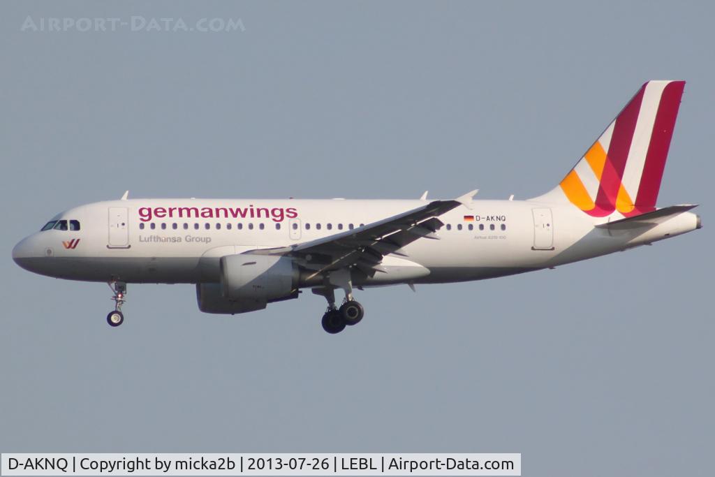 D-AKNQ, 2000 Airbus A319-112 C/N 1170, Landing. Scrapped in may 2022.