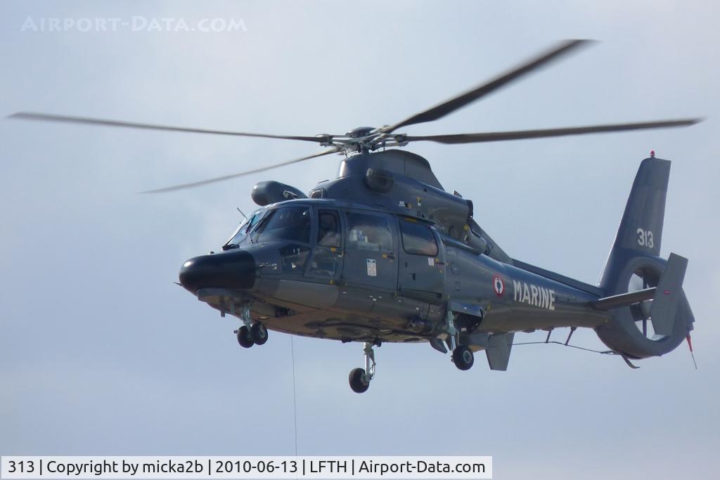 313, 1988 Aerospatiale SA-365F Dauphin C/N 6313, In flight