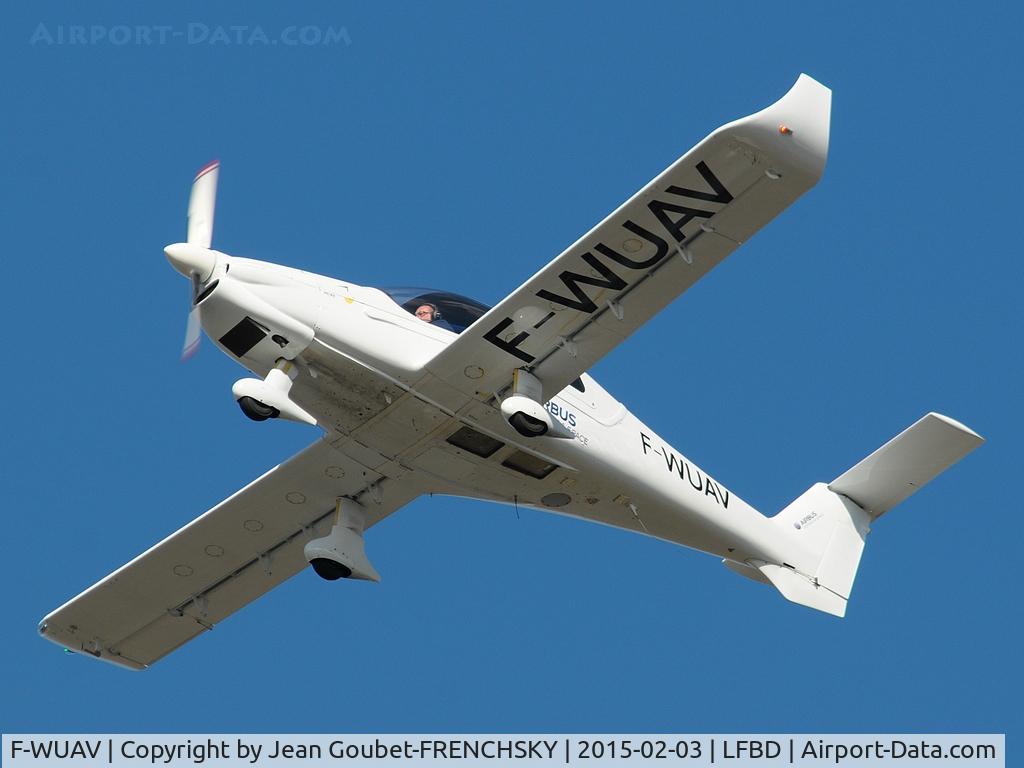 F-WUAV, Dyn'Aero MCR-4 C/N Not found, Dyn'Aero MCR-4s Airbus Défence and Space landing 23
