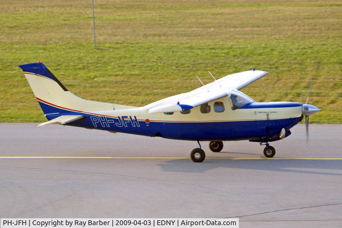 PH-JFH, Cessna P210N Pressurised Centurion C/N P21000726, Cessna P.210N Pressurized Centurion [P210-00726] Friedrichshafen~D 03/04/2009