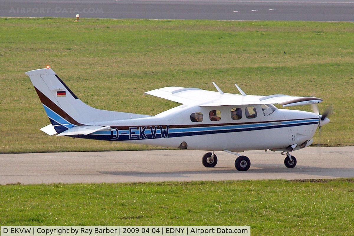 D-EKVW, Cessna P210N Pressurised Centurion Pressurised Centurion C/N P21000579, Cessna P.210N Pressurized Centurion [P210-00579] Friedrichshafen~D 04/04/2009