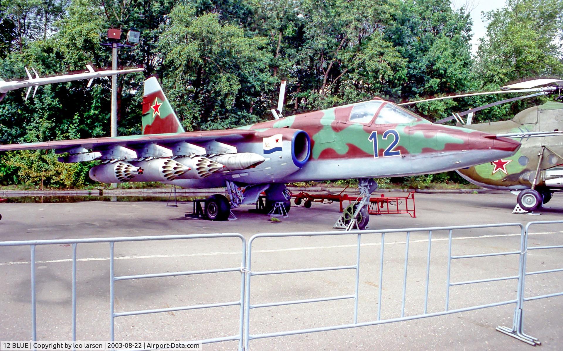 12 BLUE, Sukhoi Su-25 C/N 25508103012, Central Museum of the great patriotic war.Moscow
22.8.03