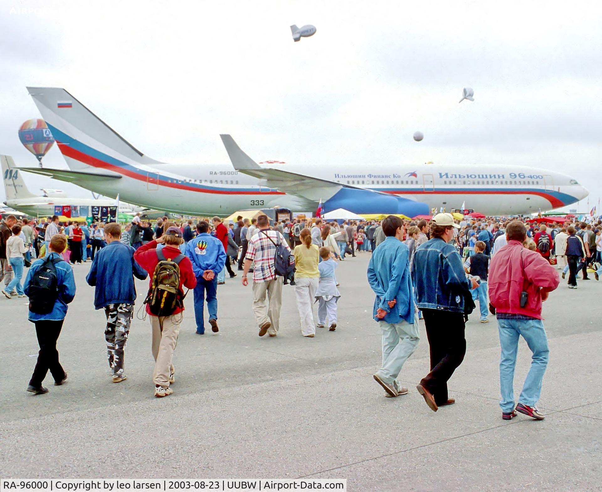 RA-96000, 1988 Ilyushin Il-96M C/N 101, Zhukovsky Moscow 23.8.03