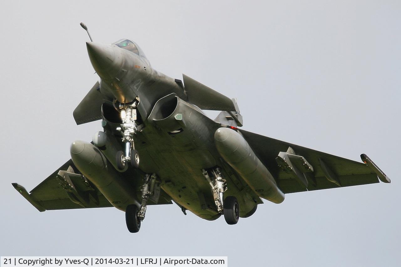 21, Dassault Rafale M C/N 21, Dassault Rafale M, Short approach rwy 26, Landivisiau Naval Air Base (LFRJ)