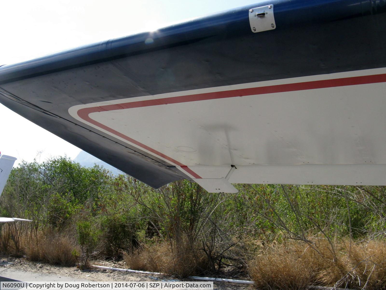 N6090U, 1995 Aviat A-1 Husky C/N 1300, 1995 Aviat A-1 HUSKY, Lycoming O-360-A1D 180 Hp, stall-warn tab and aileron spade closeups