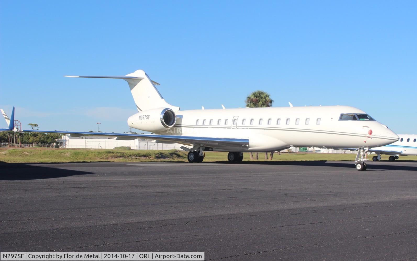 N297SF, 2006 Bombardier BD-700-1A10 Global Express C/N 9210, Global Express