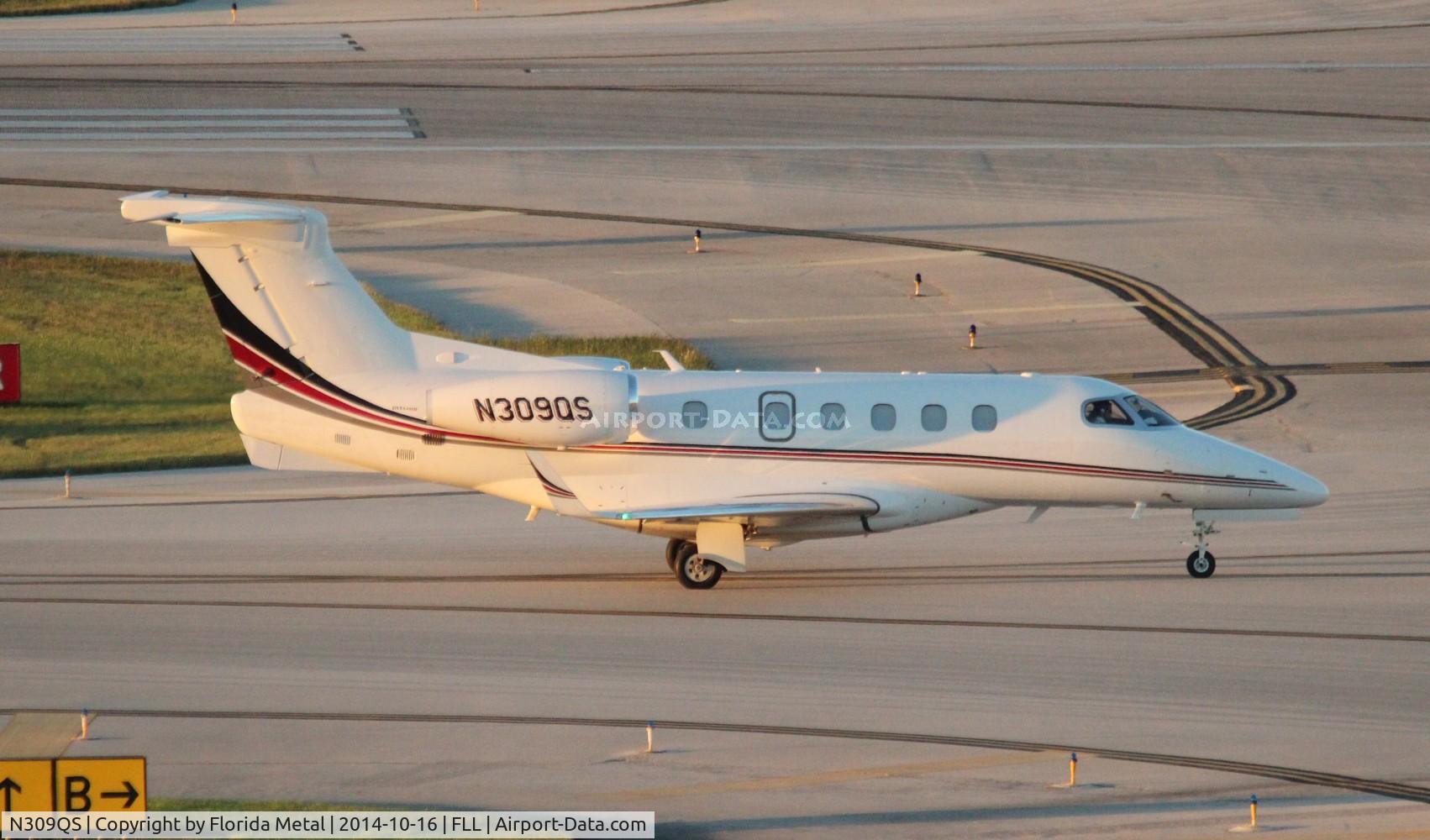 N309QS, 2013 Embraer EMB-505 Phenom 300 C/N 50500152, Net Jets Phenom 300