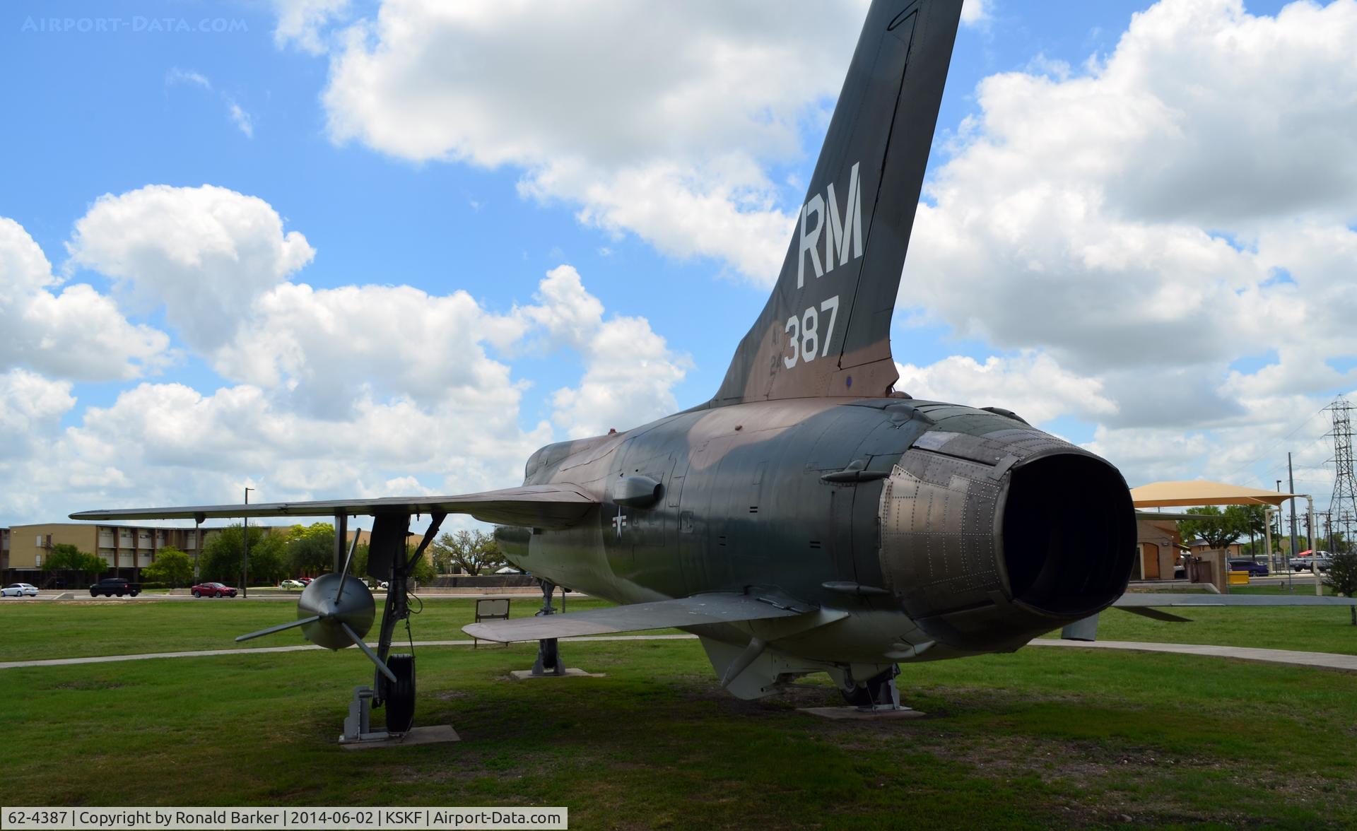 62-4387, 1962 Republic F-105D Thunderchief C/N D586, LMTC, TX