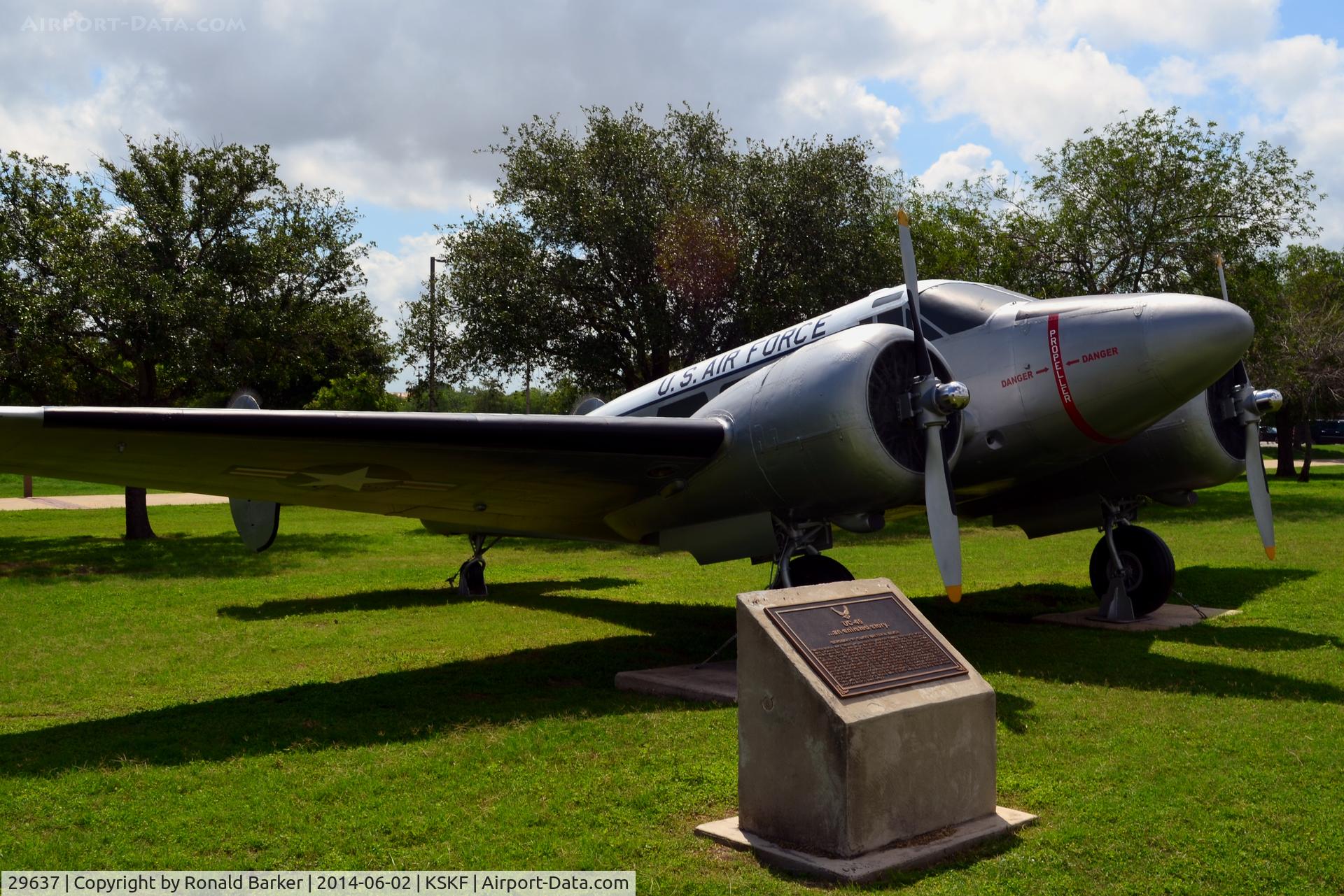 29637, Beech UC-45J Expeditor C/N 29637, Shown as 42-9637, LMTC