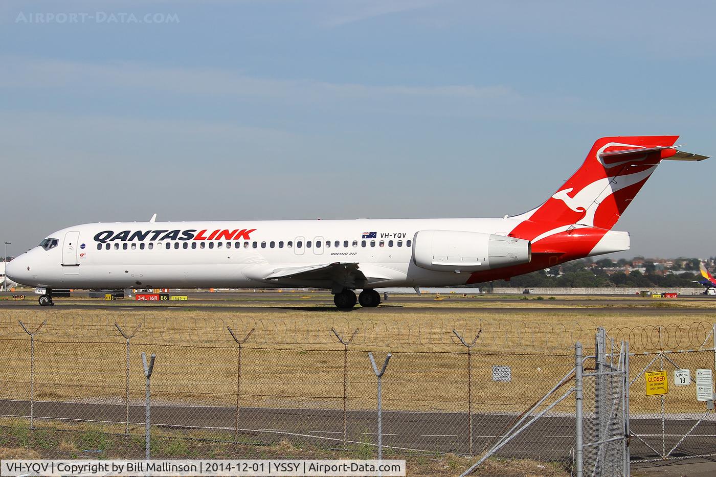 VH-YQV, 2006 Boeing 717-2BL C/N 55193, taxiing to 34L