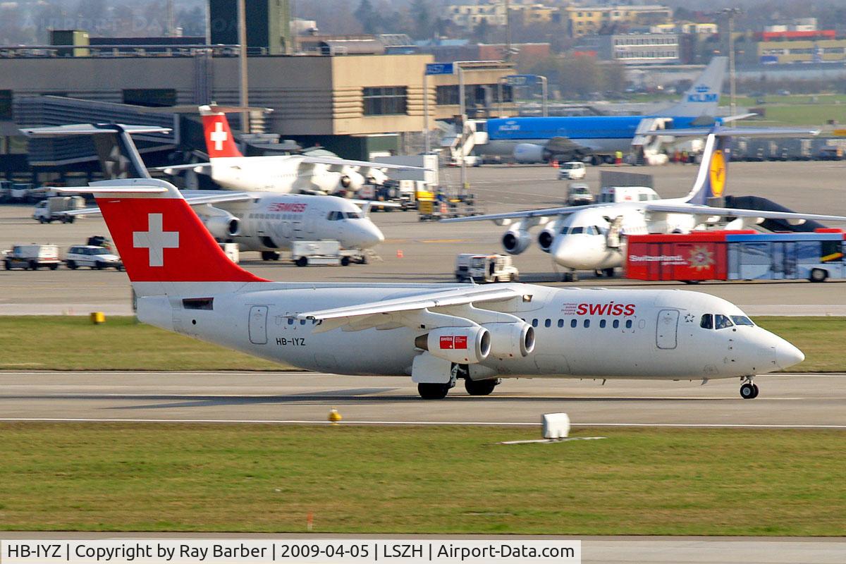 HB-IYZ, 1998 British Aerospace Avro 146-RJ100 C/N 0338, BAe 146-RJ100 [E3338] (Swiss European Air Lines) Zurich~HB 05/04/2009