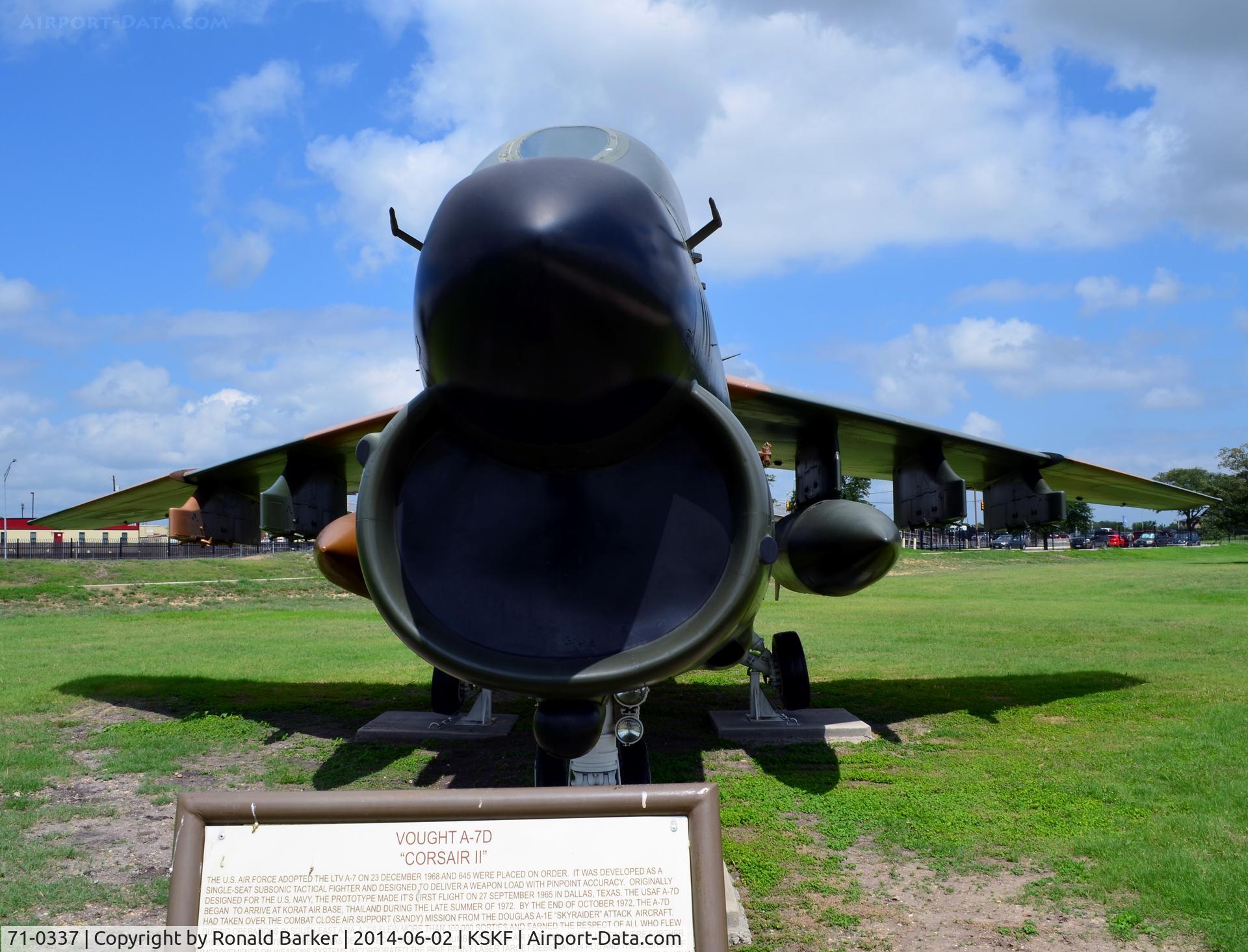 71-0337, 1971 LTV A-7D Corsair II C/N D-248, LMTC parade field