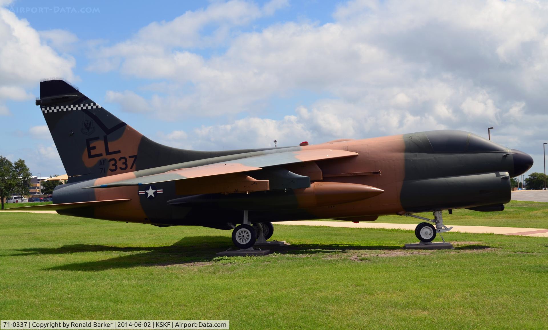 71-0337, 1971 LTV A-7D Corsair II C/N D-248, LMTC parade field