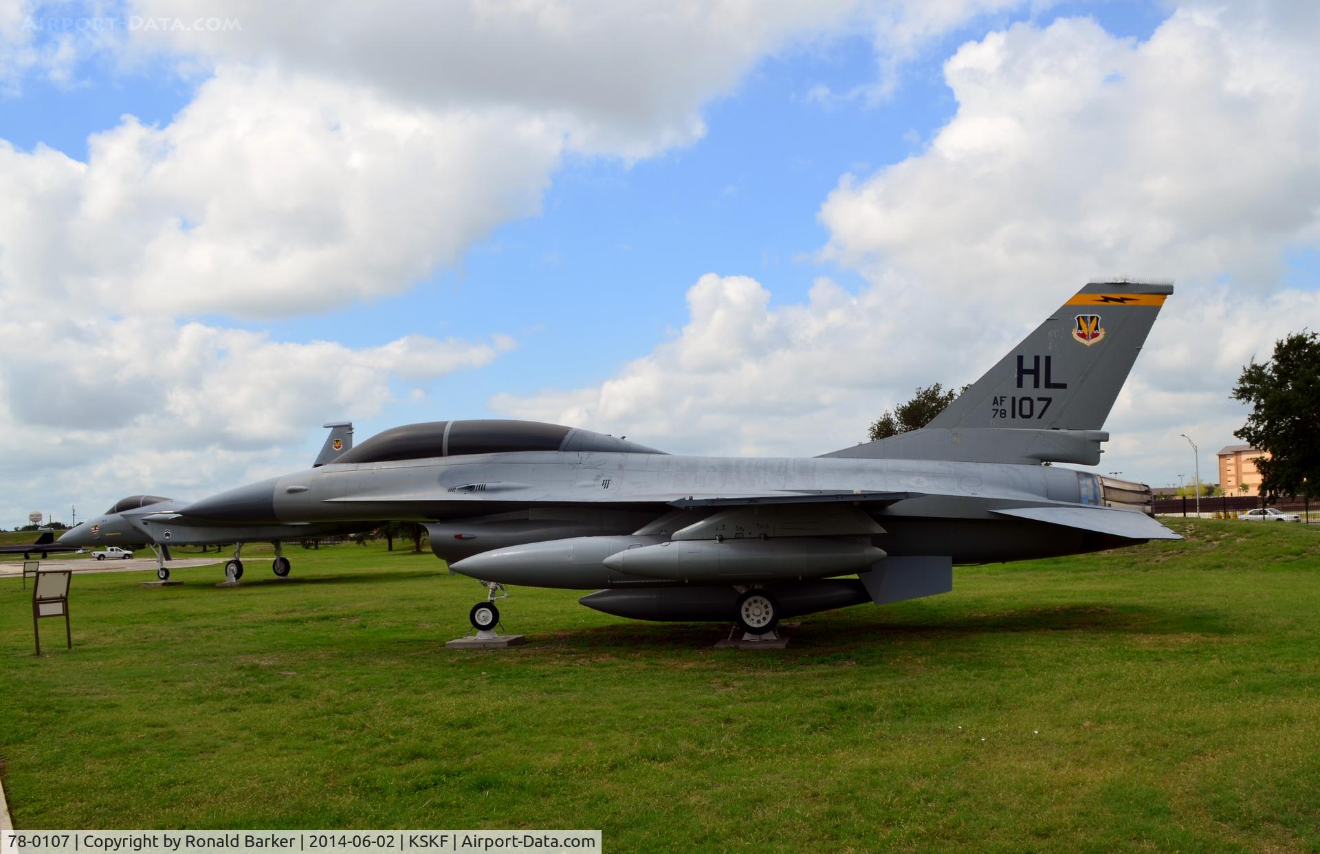 78-0107, 1978 General Dynamics F-16B Fighting Falcon C/N 62-33, LMTC parade field