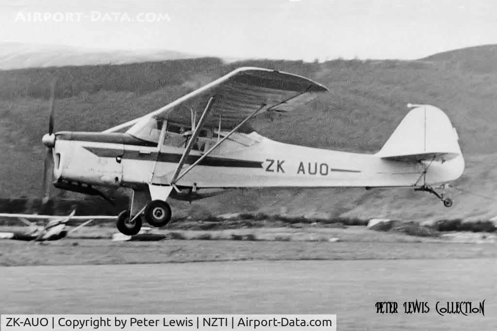 ZK-AUO, 1946 Auster 5J-1 Autocrat C/N 1955, A J L McDonald & Son, Dunedin