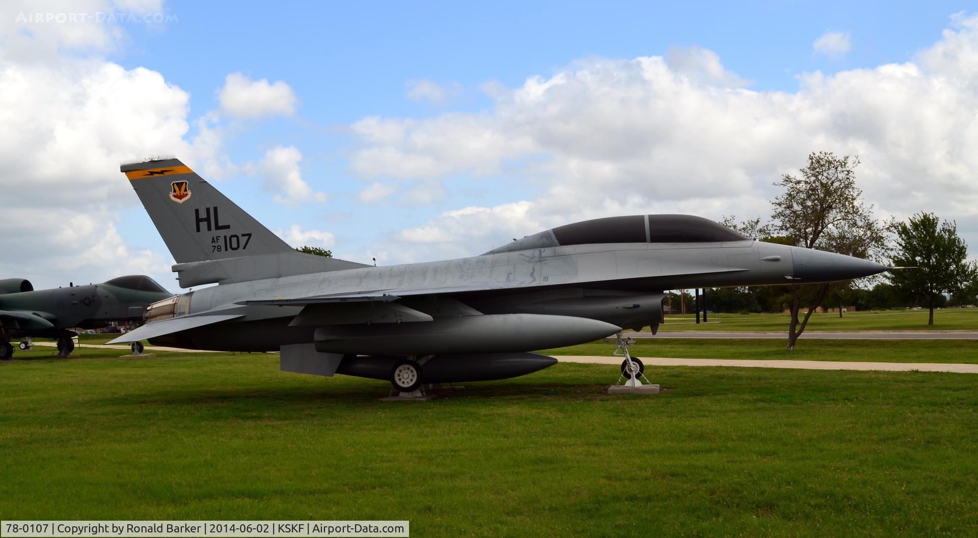 78-0107, 1978 General Dynamics F-16B Fighting Falcon C/N 62-33, LMTC parade field