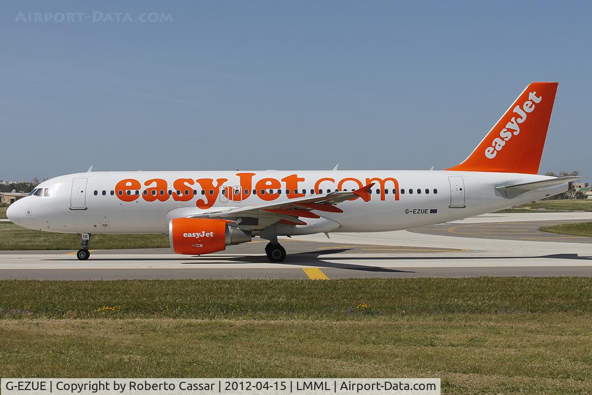 G-EZUE, 2011 Airbus A320-214 C/N 4646, On Charlie
