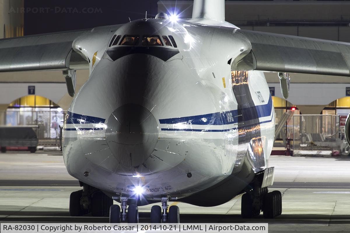 RA-82030, 1987 Antonov An-124 C/N 9773054732045, Startup to Cape Verde