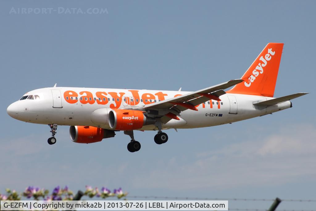 G-EZFM, 2009 Airbus A319-111 C/N 4069, Landing