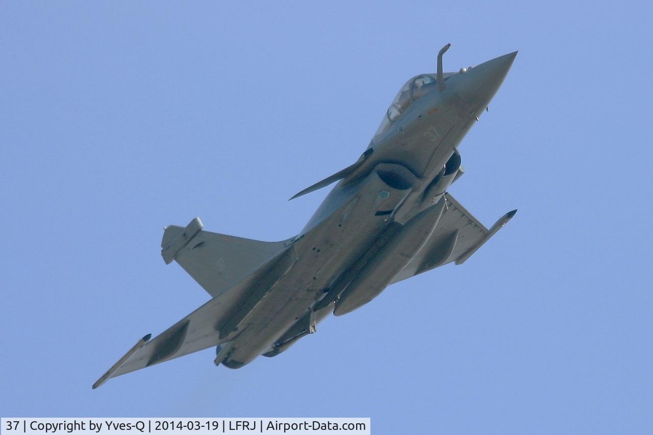 37, 2012 Dassault Rafale M C/N 37, French Naval Aviation Dassault Rafale M, Take off Rwy 26, Landivisiau Naval Air Base (LFRJ)