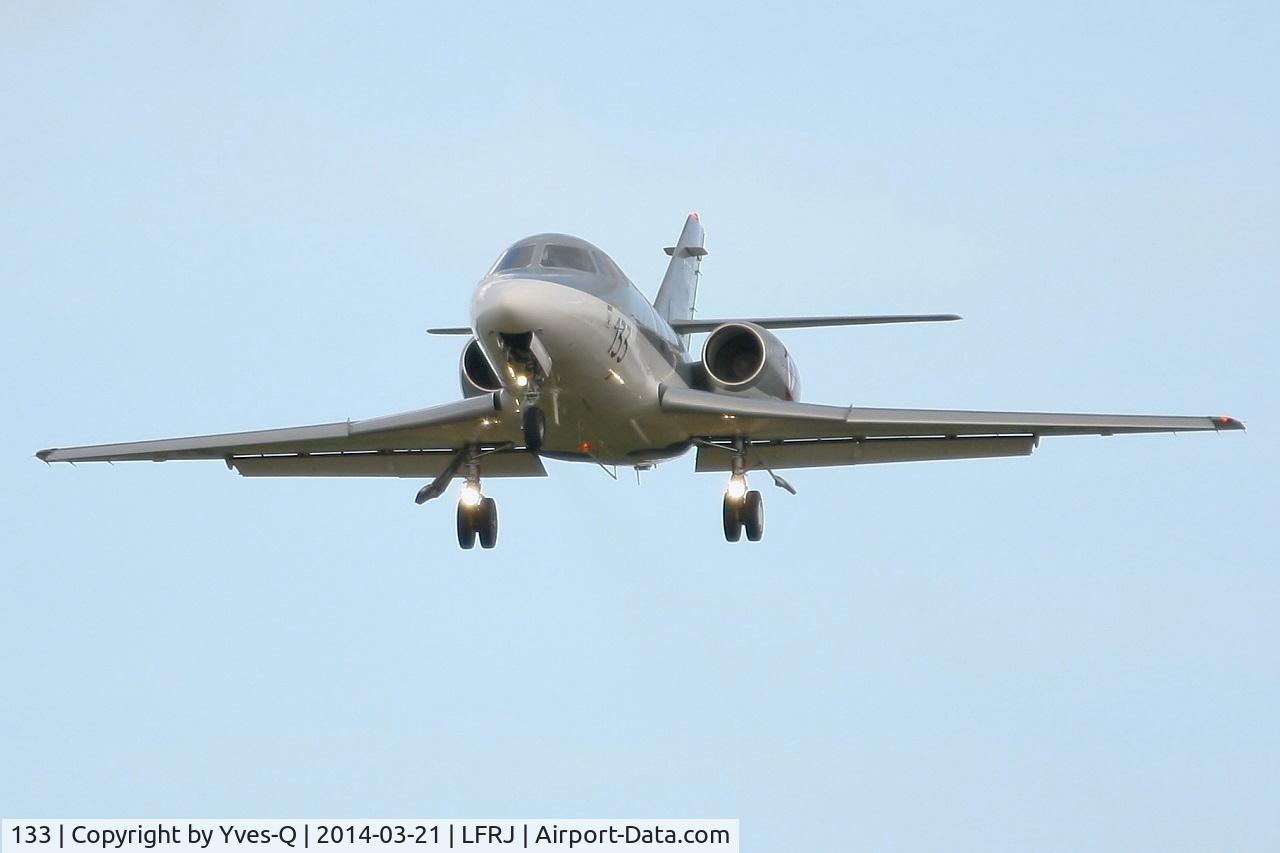 133, 1978 Dassault Falcon 10MER C/N 133, French Naval Aviation Dassault Falcon 10MER, Short approach rwy 26, Landivisiau Naval Air Base (LFRJ)