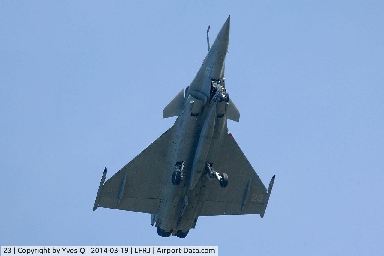 23, Dassault Rafale M C/N 23, French Naval Aviation Dassault Rafale M, Short approach Rwy 08, Landivisiau Naval Air Base (LFRJ)