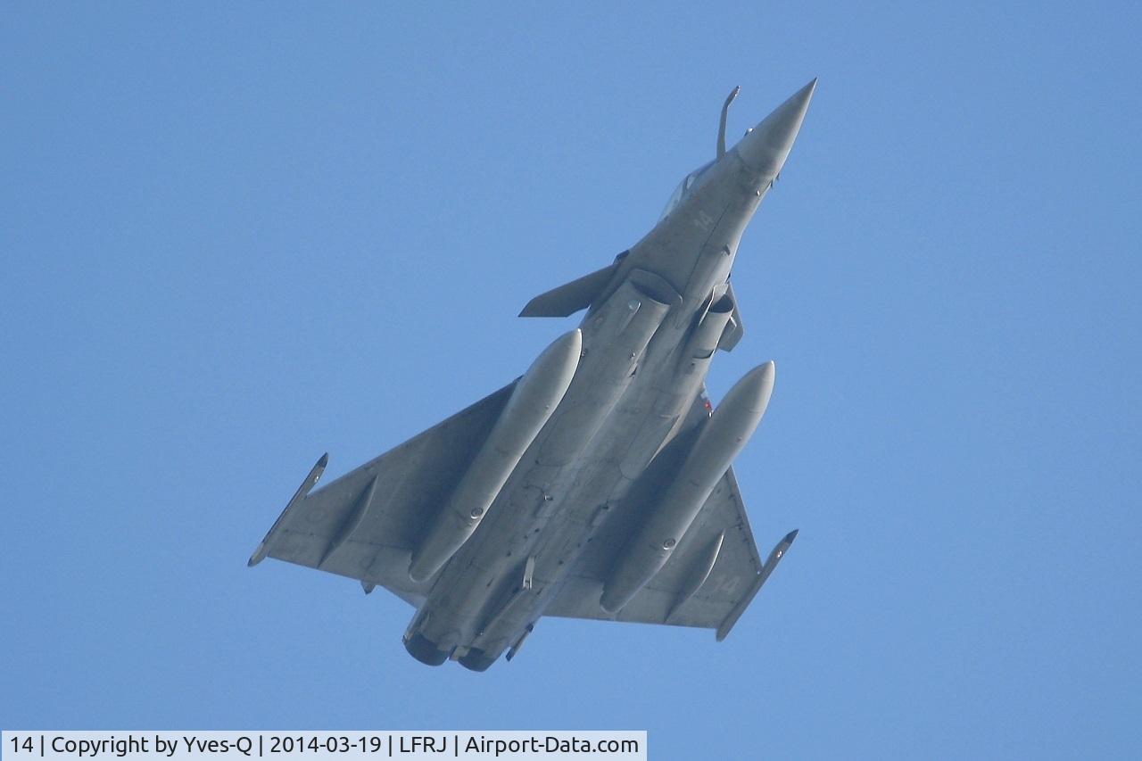14, Dassault Rafale M C/N 14, French Naval Aviation Dassault Rafale M, Take off Rwy 26, Landivisiau Naval Air Base (LFRJ)