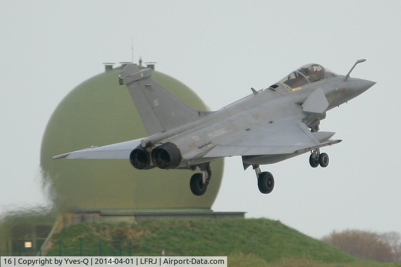 16, Dassault Rafale M C/N 16, Dassault Rafale M, On final rwy 08, Landivisiau Naval Air Base (LFRJ)