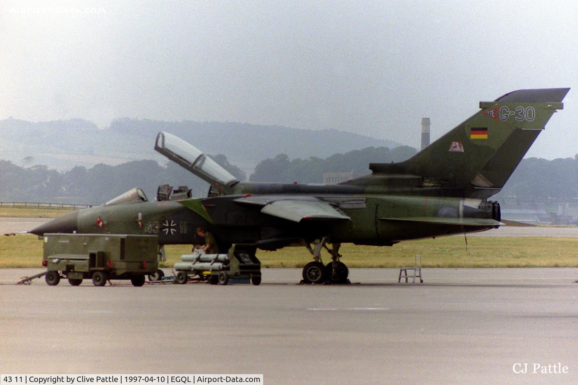 43 11, Panavia Tornado IDS(T) C/N 023/GT011/4011, On the apron at RAF Leuchars, April 1997 whilst coded G-30 with the TTTE then based at RAF Cottesmore.