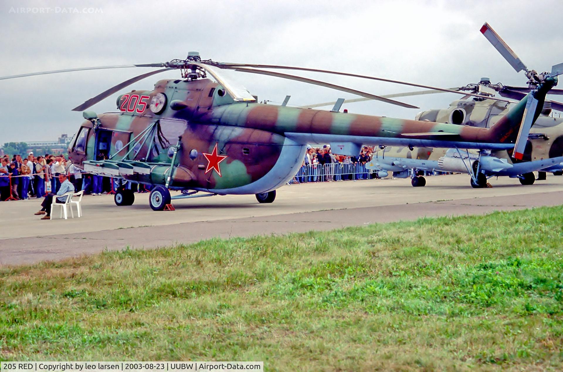 205 RED, 1992 MIL MI-8N C/N 94649, Zhukovsky Moscow 23.8.03