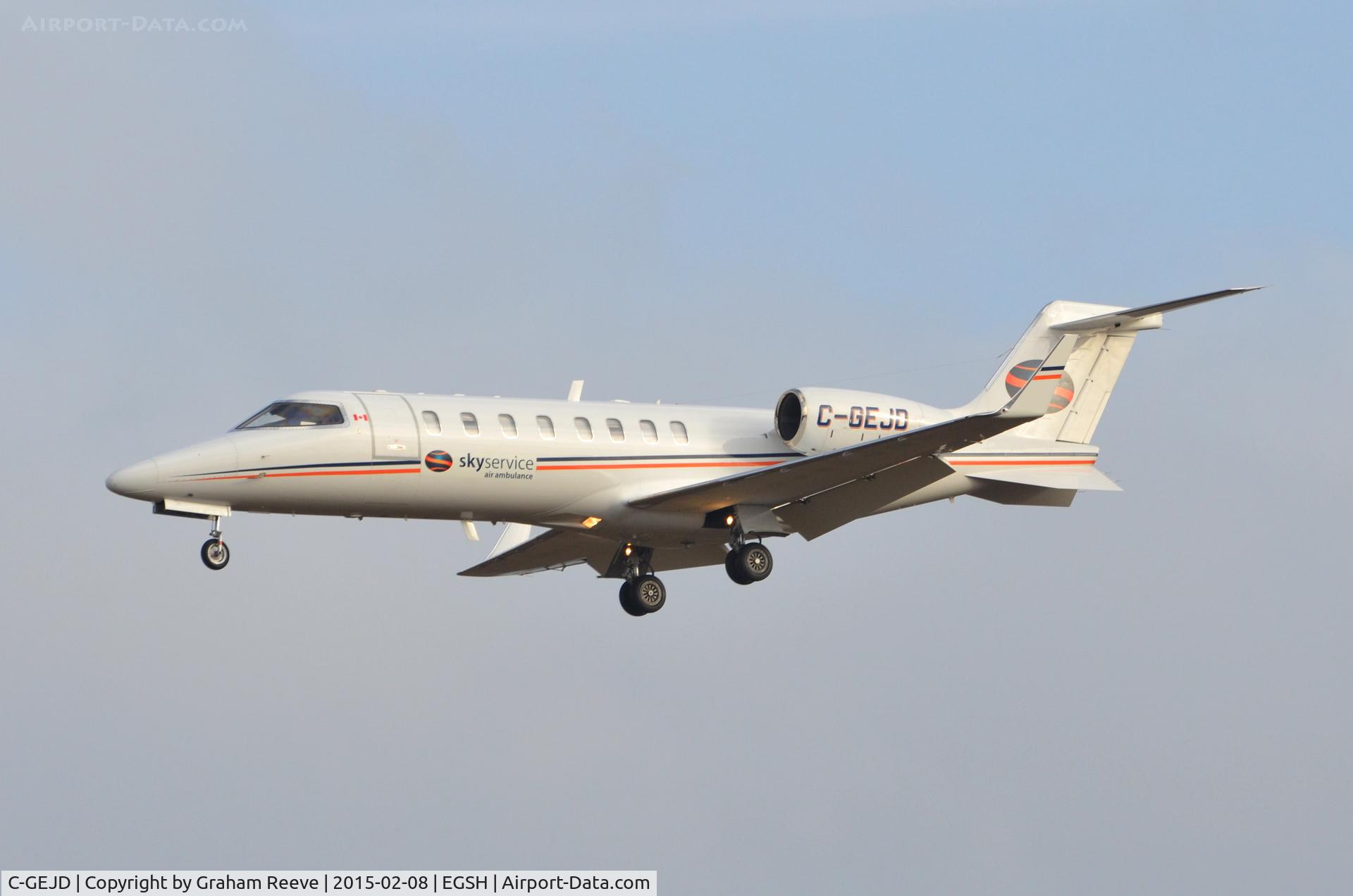 C-GEJD, 2001 Learjet 45 C/N 166, About to land at Norwich.