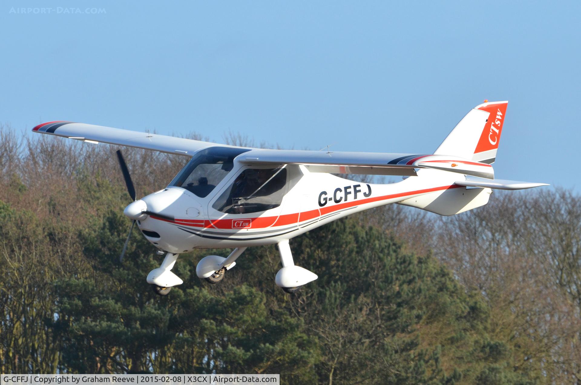 G-CFFJ, 2008 Flight Design CTSW C/N 8391, About to land at Northrepps.