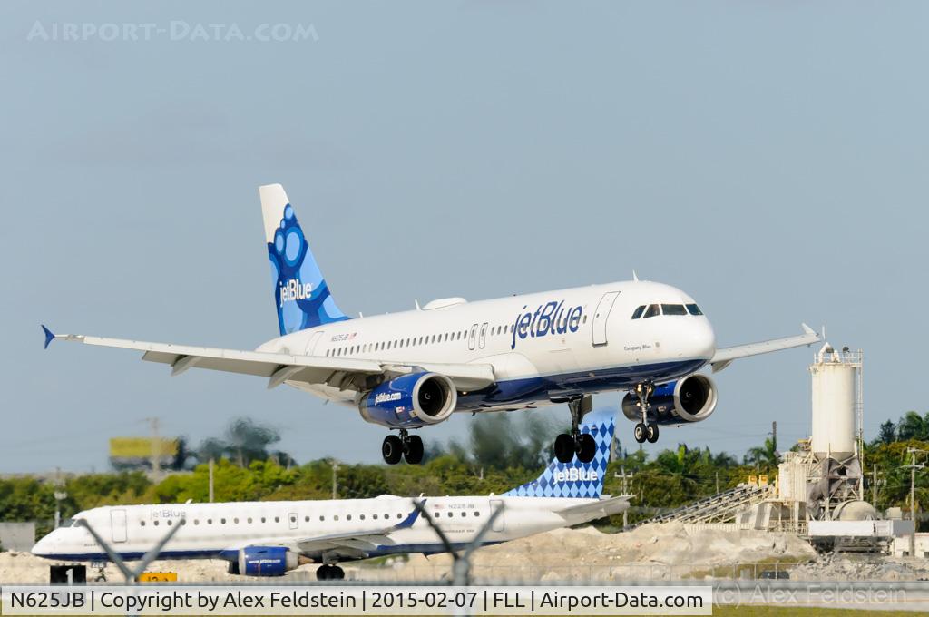 N625JB, 2005 Airbus A320-232 C/N 2535, Ft. Lauderdale