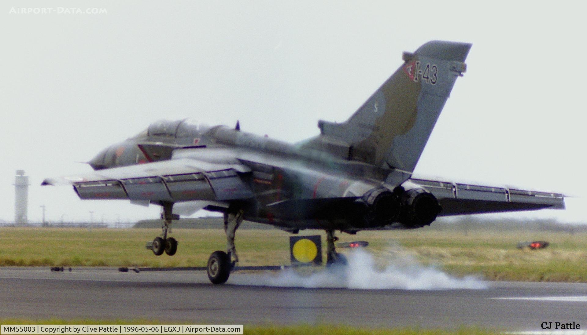 MM55003, Panavia Tornado IDS(T) C/N 108/IST004/5009, Landing shot at RAF Cottesmore