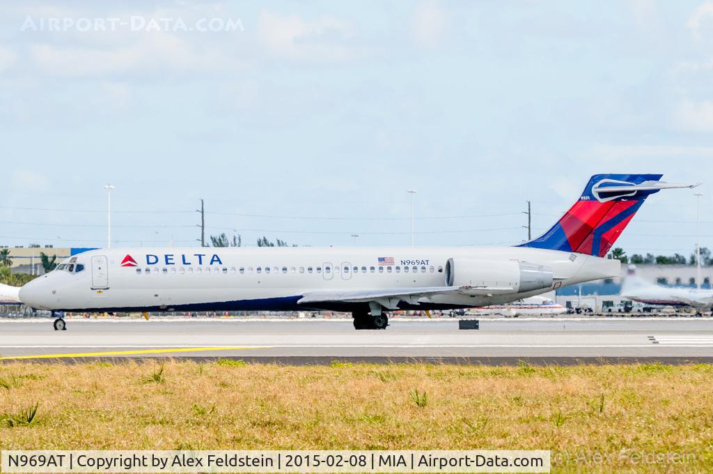 N969AT, 2001 Boeing 717-200 C/N 55030, Miami