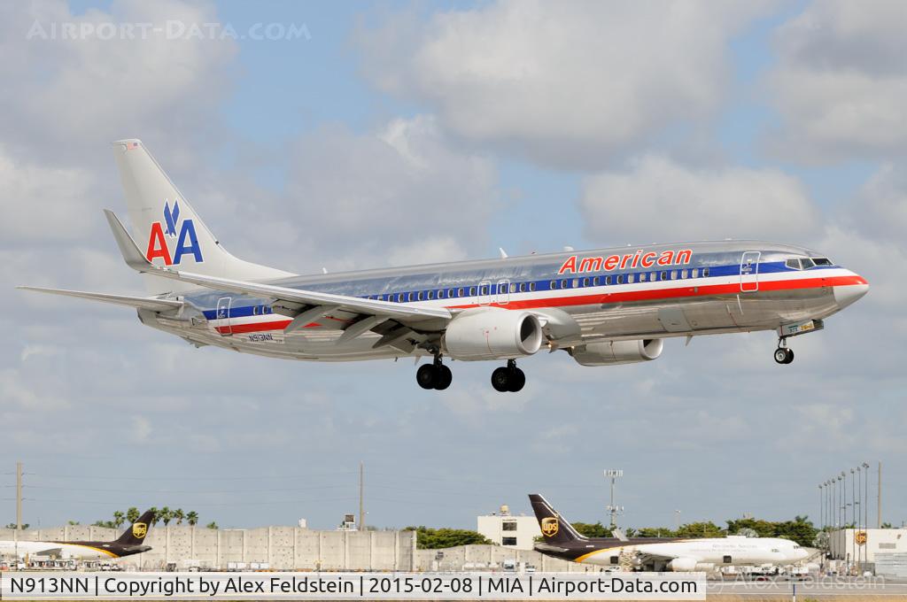 N913NN, 2013 Boeing 737-823 C/N 29571, Miami