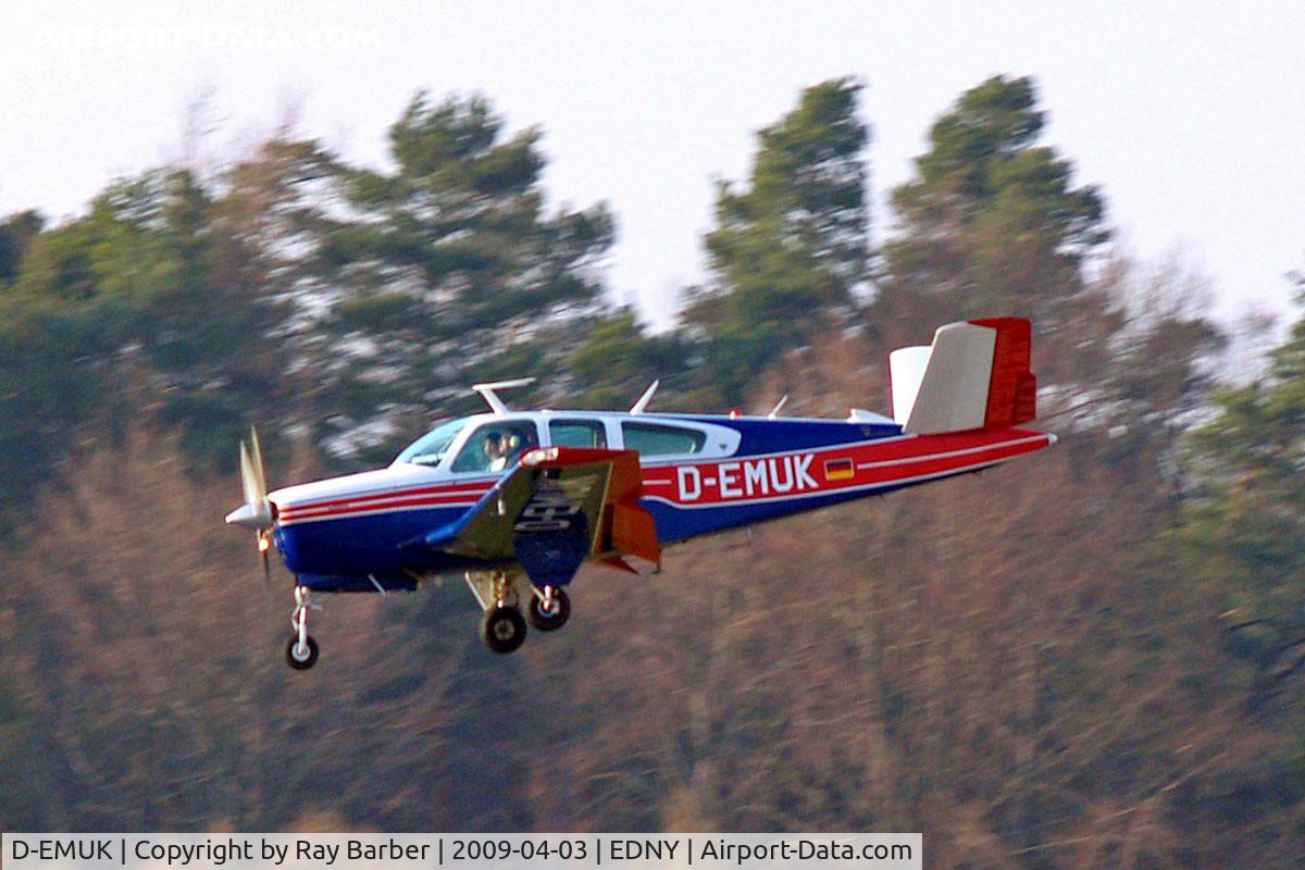 D-EMUK, Beech V35B Bonanza C/N D-9986, Beech V35B Bonanza [D-9986] Friedrichshafen~D 03/04/2009